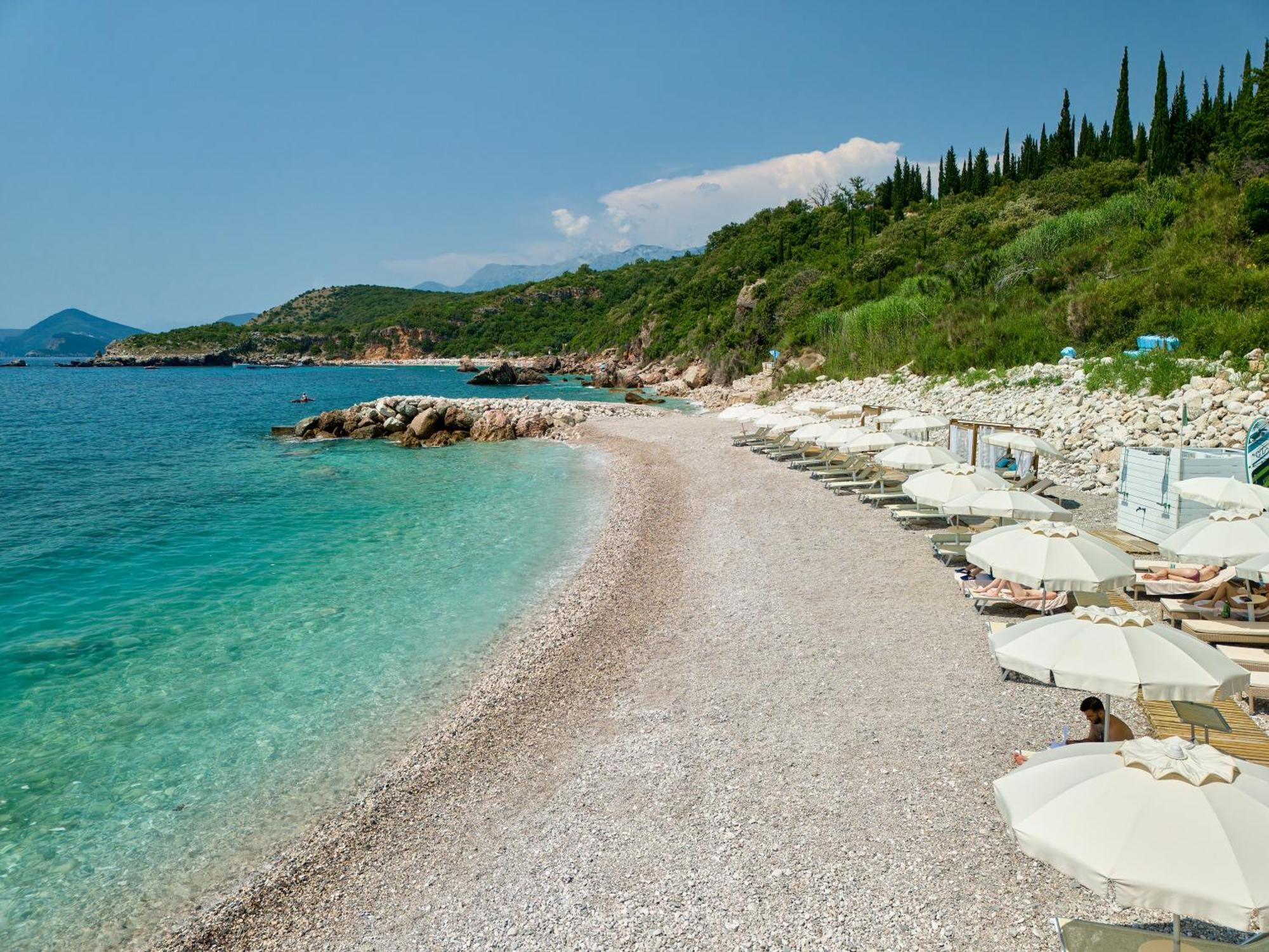 Ananti Resort, Residences & Beach Club - The Leading Hotels Of The World Sveti Stefan Exterior photo