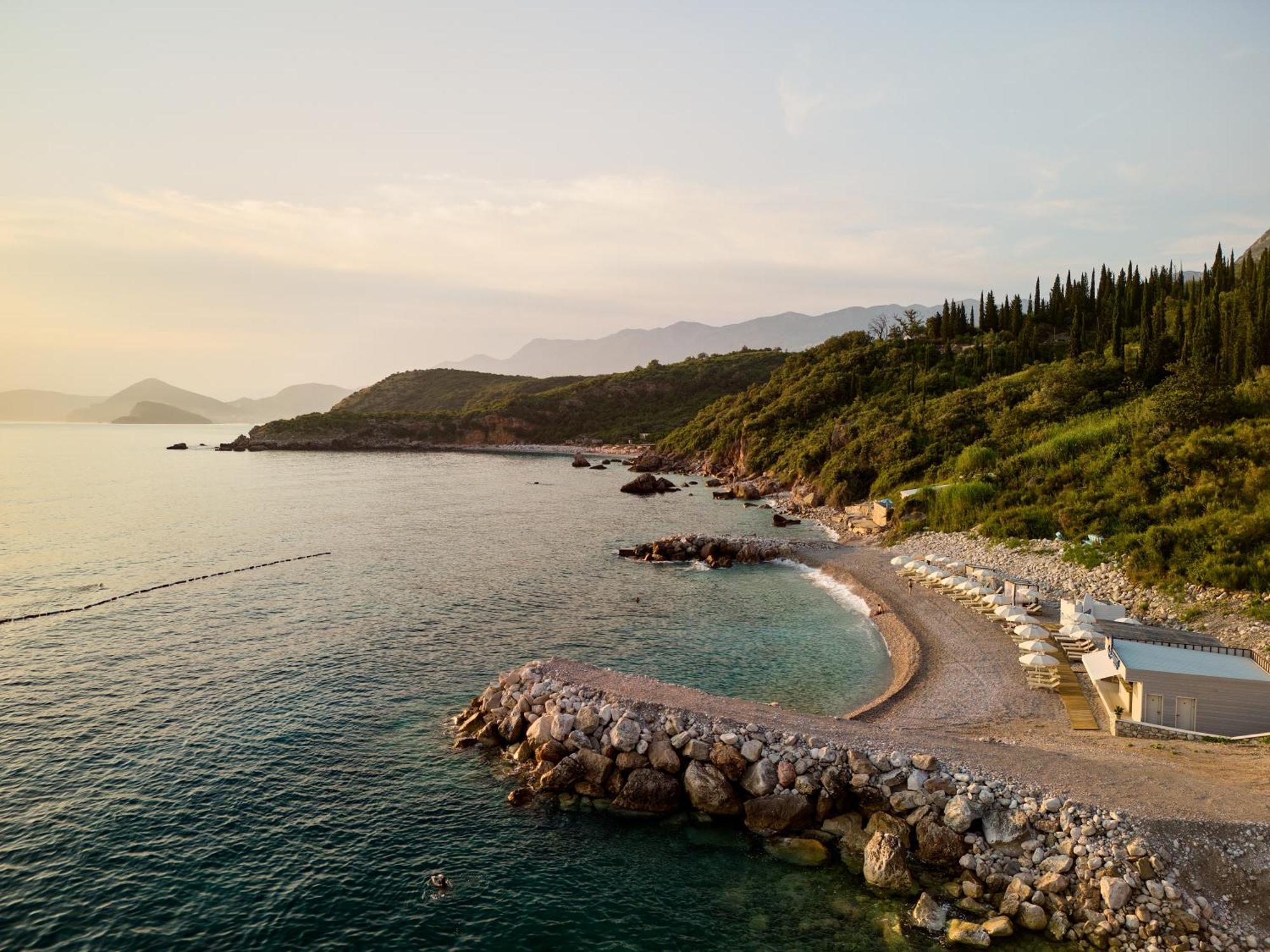 Ananti Resort, Residences & Beach Club - The Leading Hotels Of The World Sveti Stefan Exterior photo